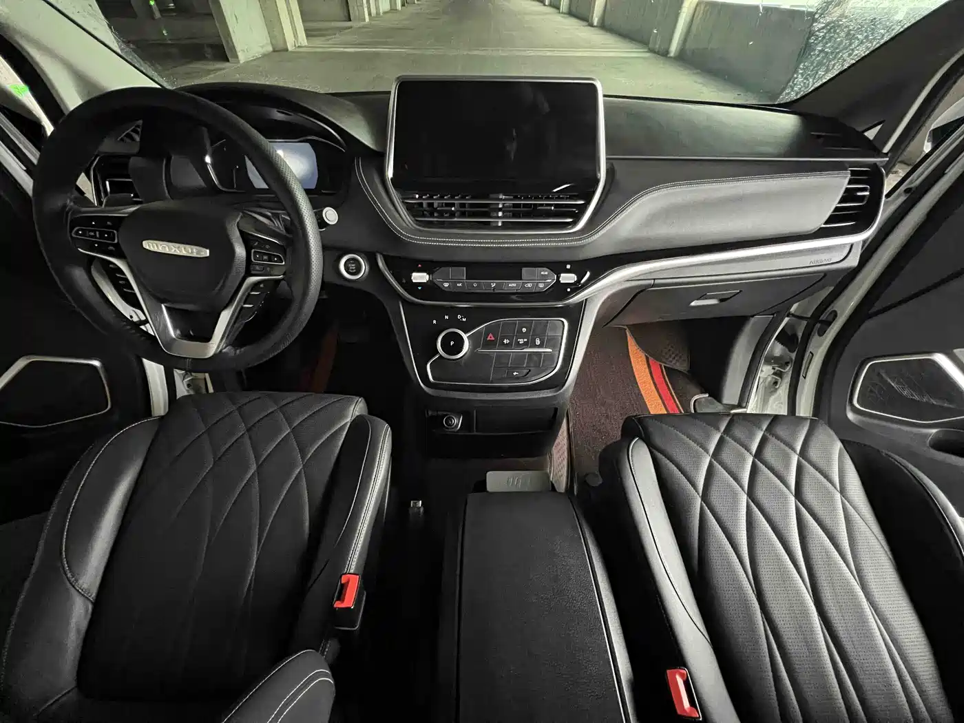 SAIC Maxus Maxus G20 2023 PLUS 2.0T Diesel Automatic Luxury Touring Edition фото 6