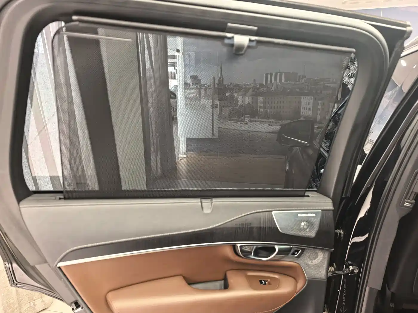 VOLVO XC90 PLUG-IN HYBRID
