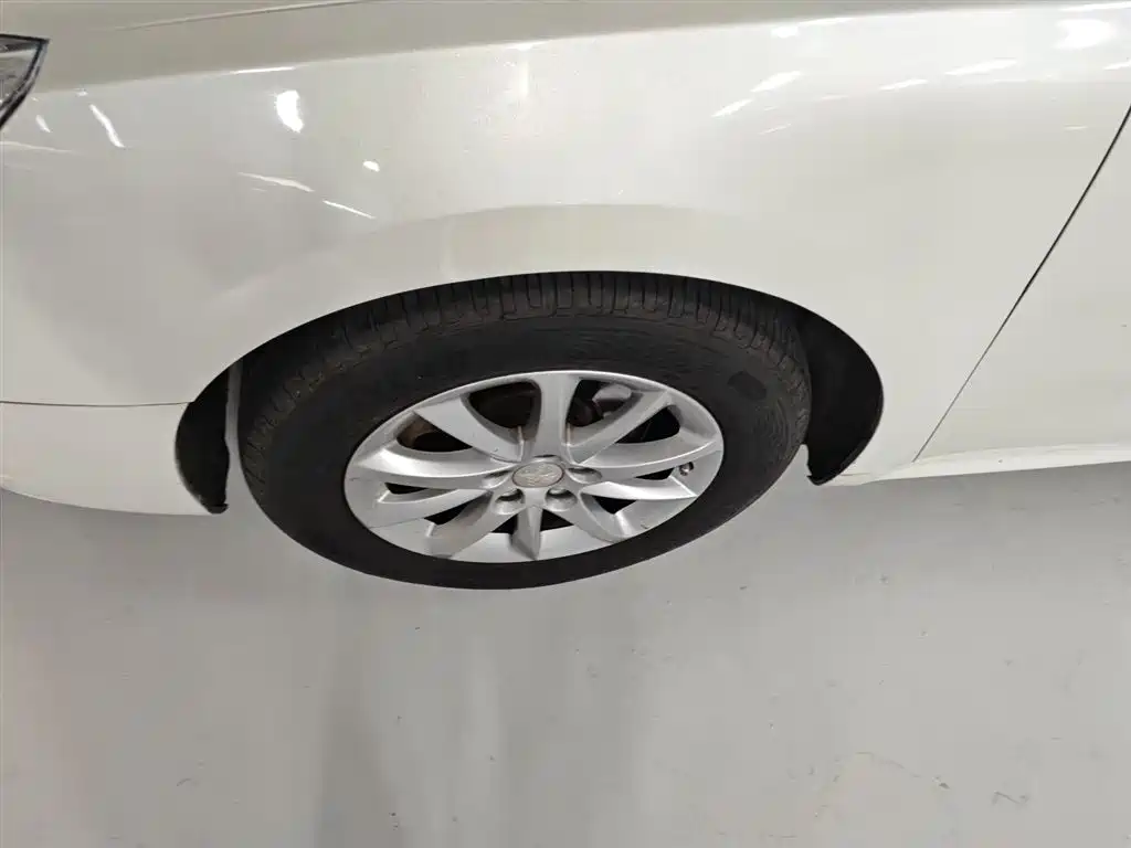 Peugeot 508 2012 2.0L Automatic Sunroof Classic Edition фото 25