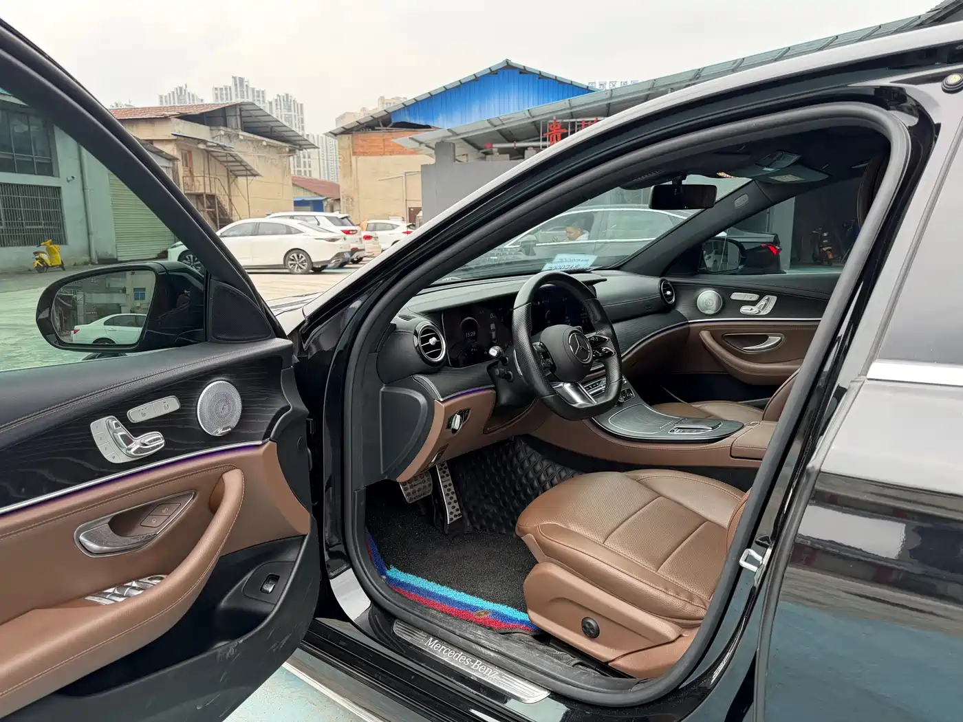 Mercedes-Benz E-Class 2021 E 300 L Sport Luxury Edition фото 9
