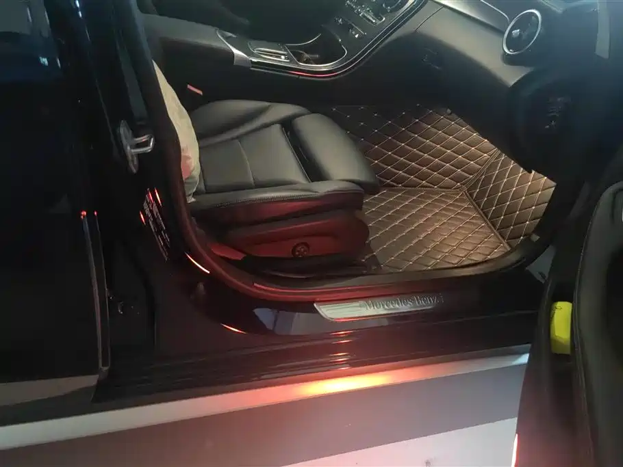 Mercedes-Benz C-Class 2020 C 200 L Fashion Sport фото 8