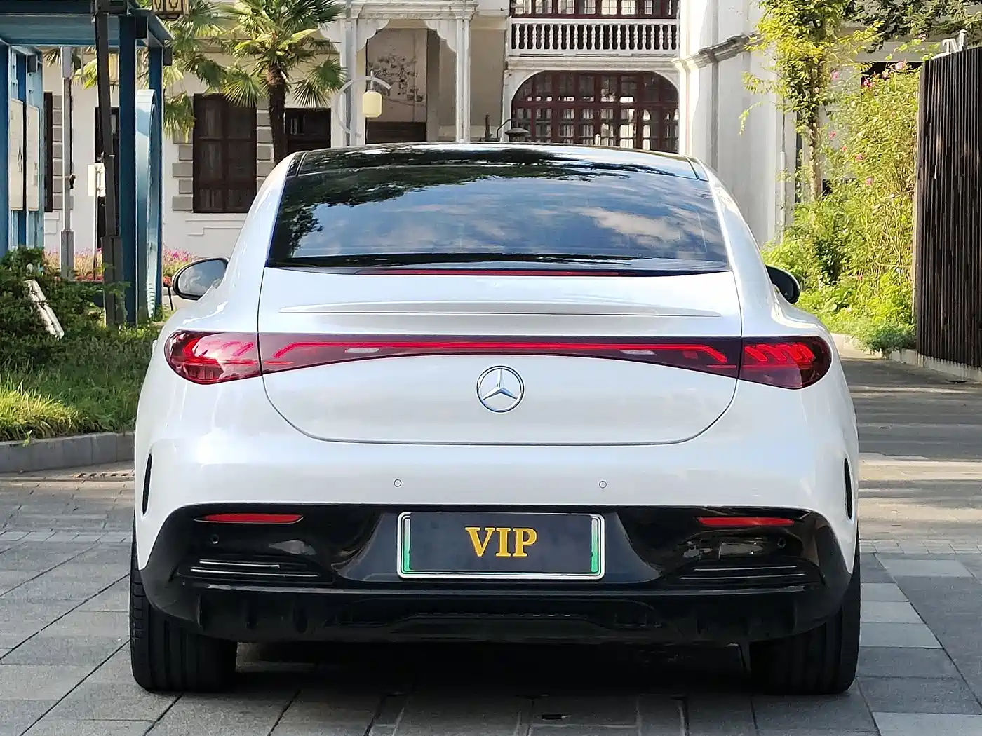 Mercedes-Benz EQE 2023 2022 350 Luxury Edition