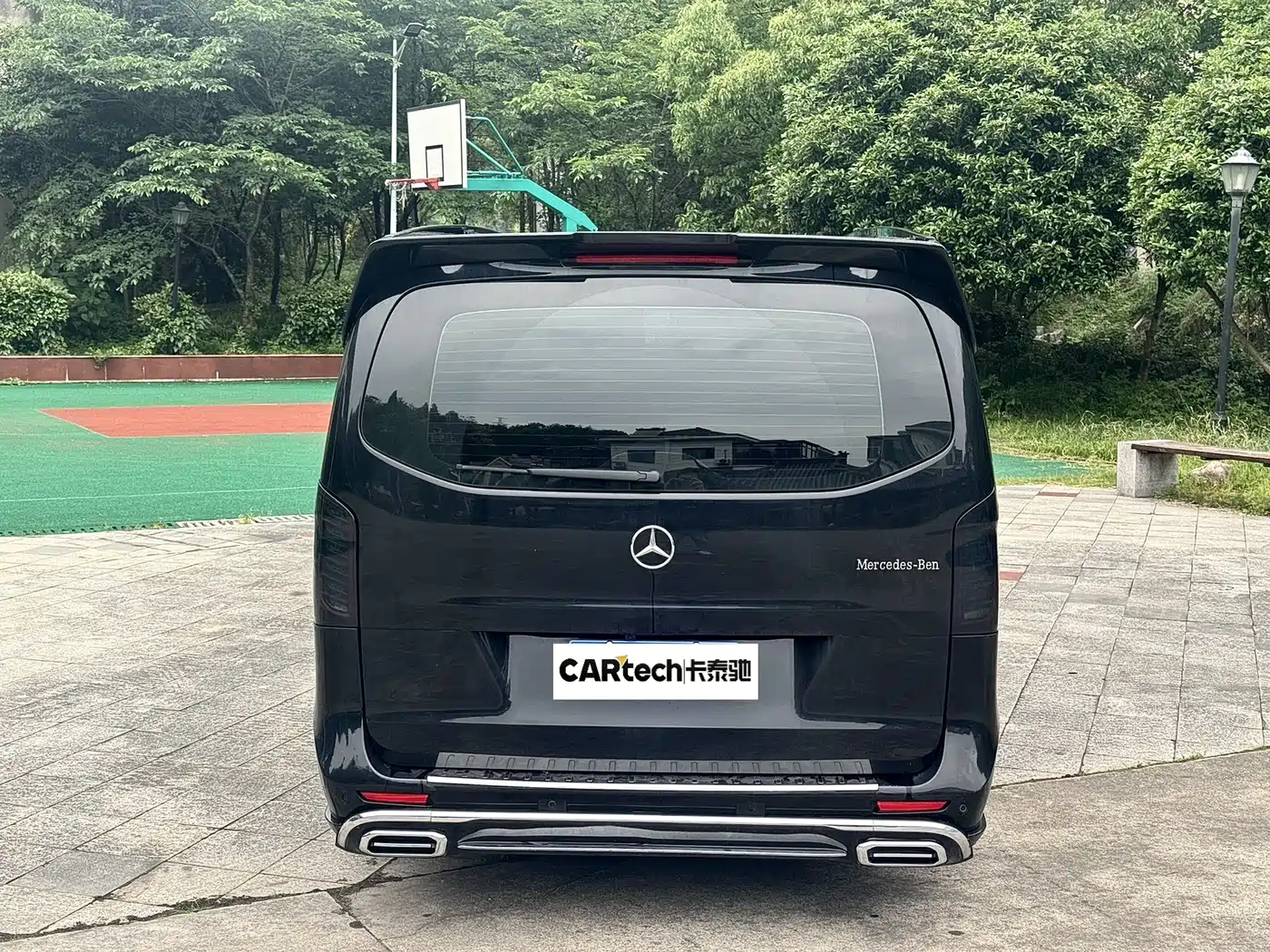 Mercedes-Benz Vito 2023 2.0T Business 7-Seater фото 4