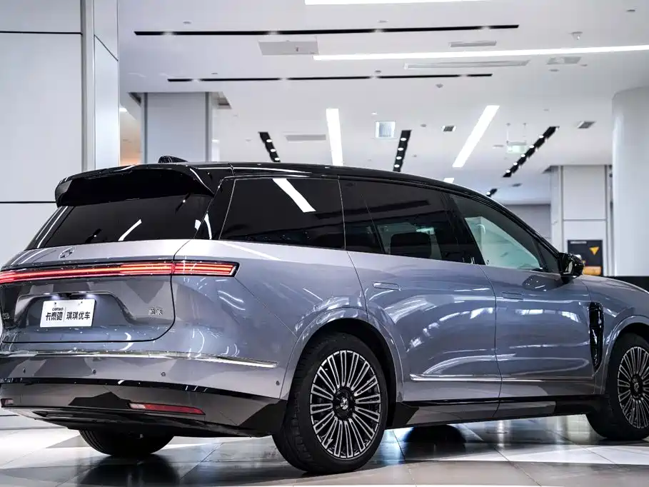 NIO ES8 2026 2025 Model 6-Seat Executive Luxury Edition