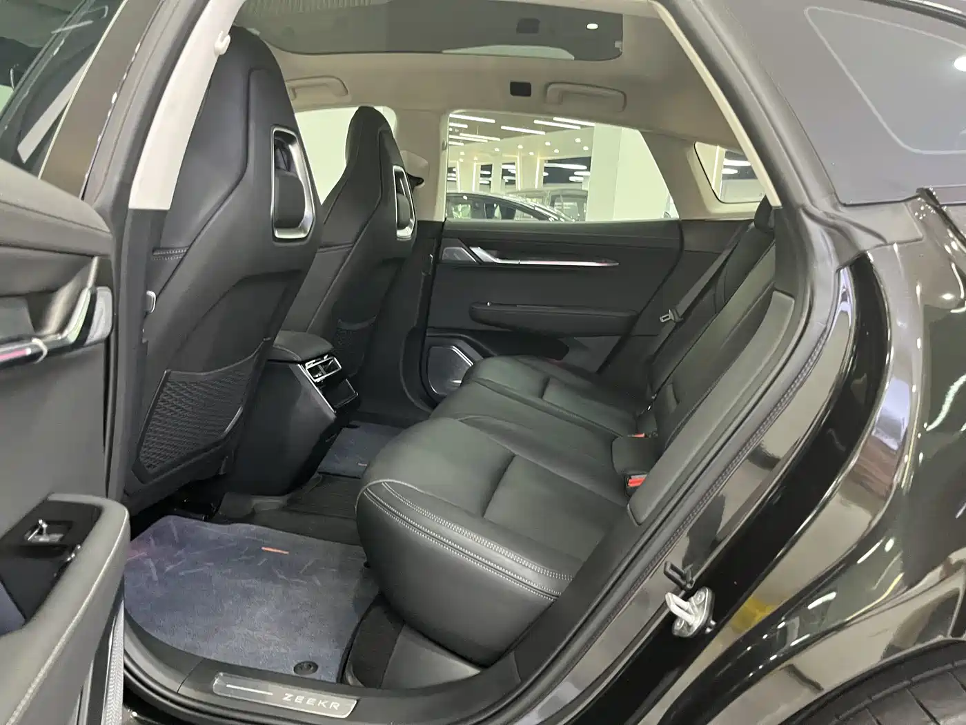 ZEEKR EXTREME KRYPTON 001