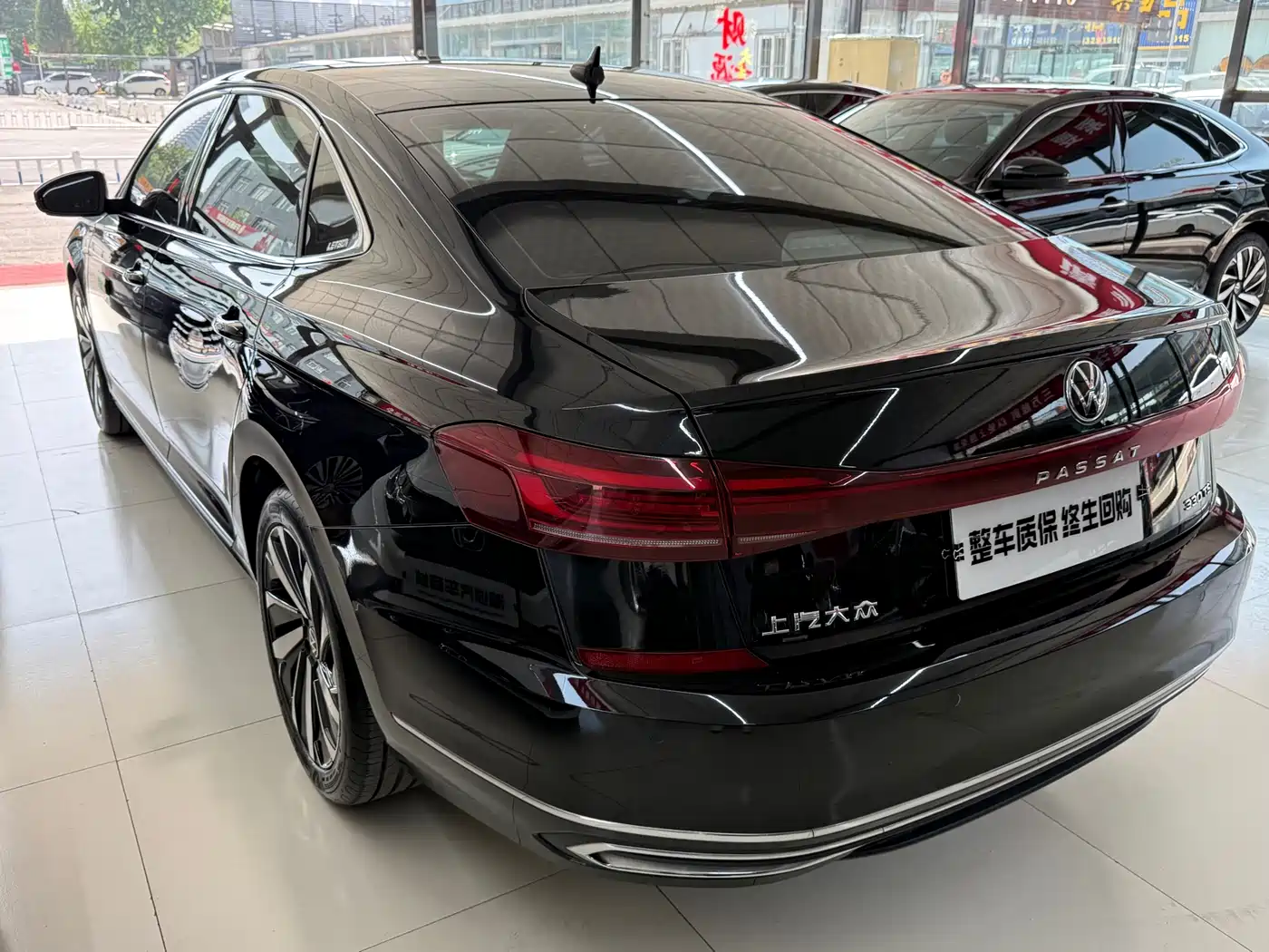 Volkswagen Passat 2023 330TSI Elite Edition фото 12
