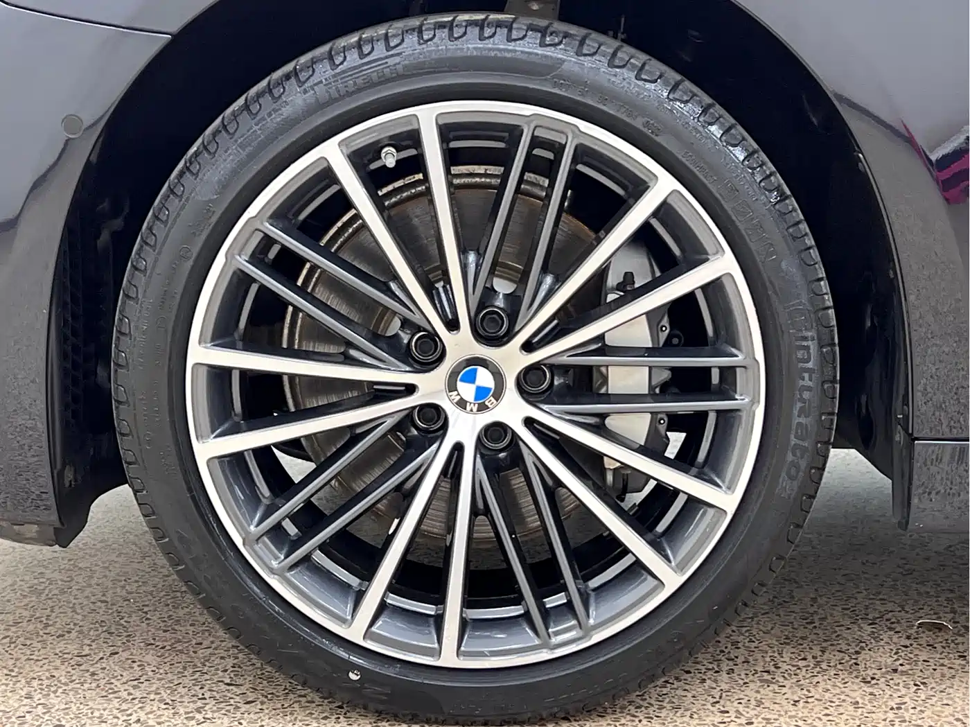 BMW 5 Series 2022 Facelift 530Li Leading M Sport Package фото 9