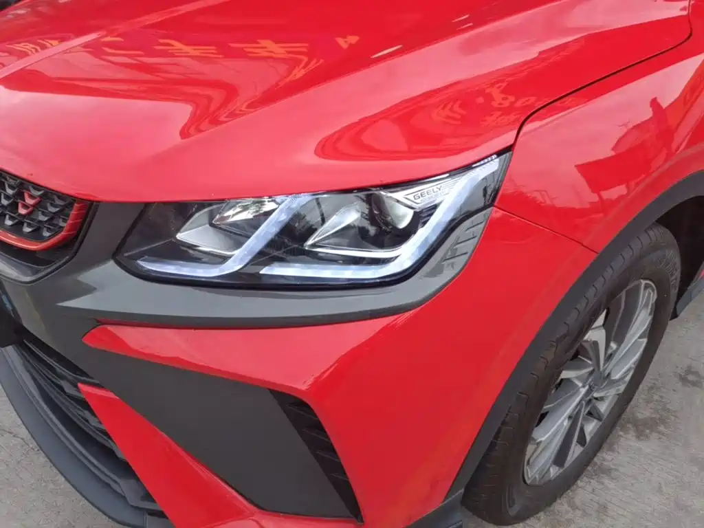 Фото 24 - Geely Coolray