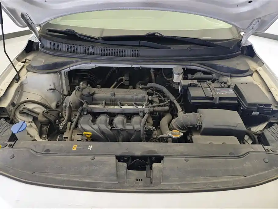Hyundai Elantra 2018 1.6L Automatic Pleasing Edition GL China VI фото 10