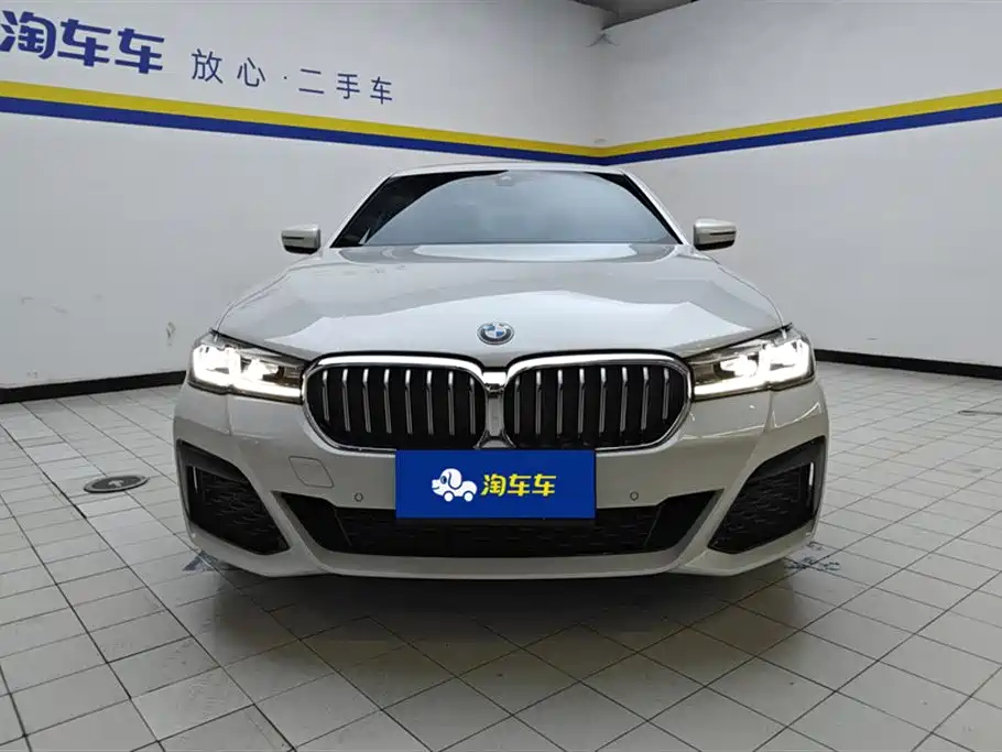 BMW 5 Series 2022 Model Second Facelift 525Li M Sport Package фото 2