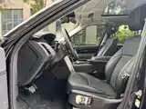 Фото 6 - Land Rover Discovery