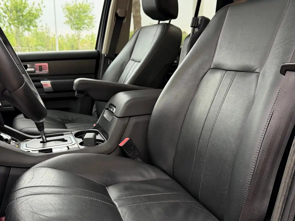 Land Rover Discovery 2012 5.0 V8 HSE фото 6