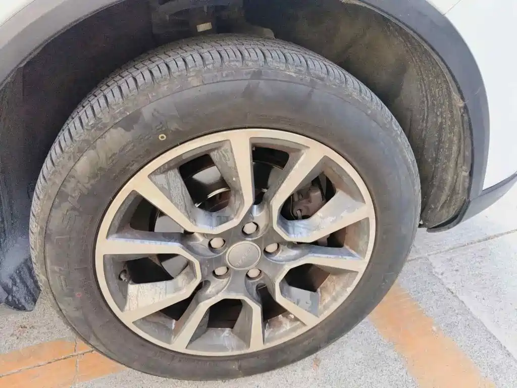 Photo 7 - Haval H7