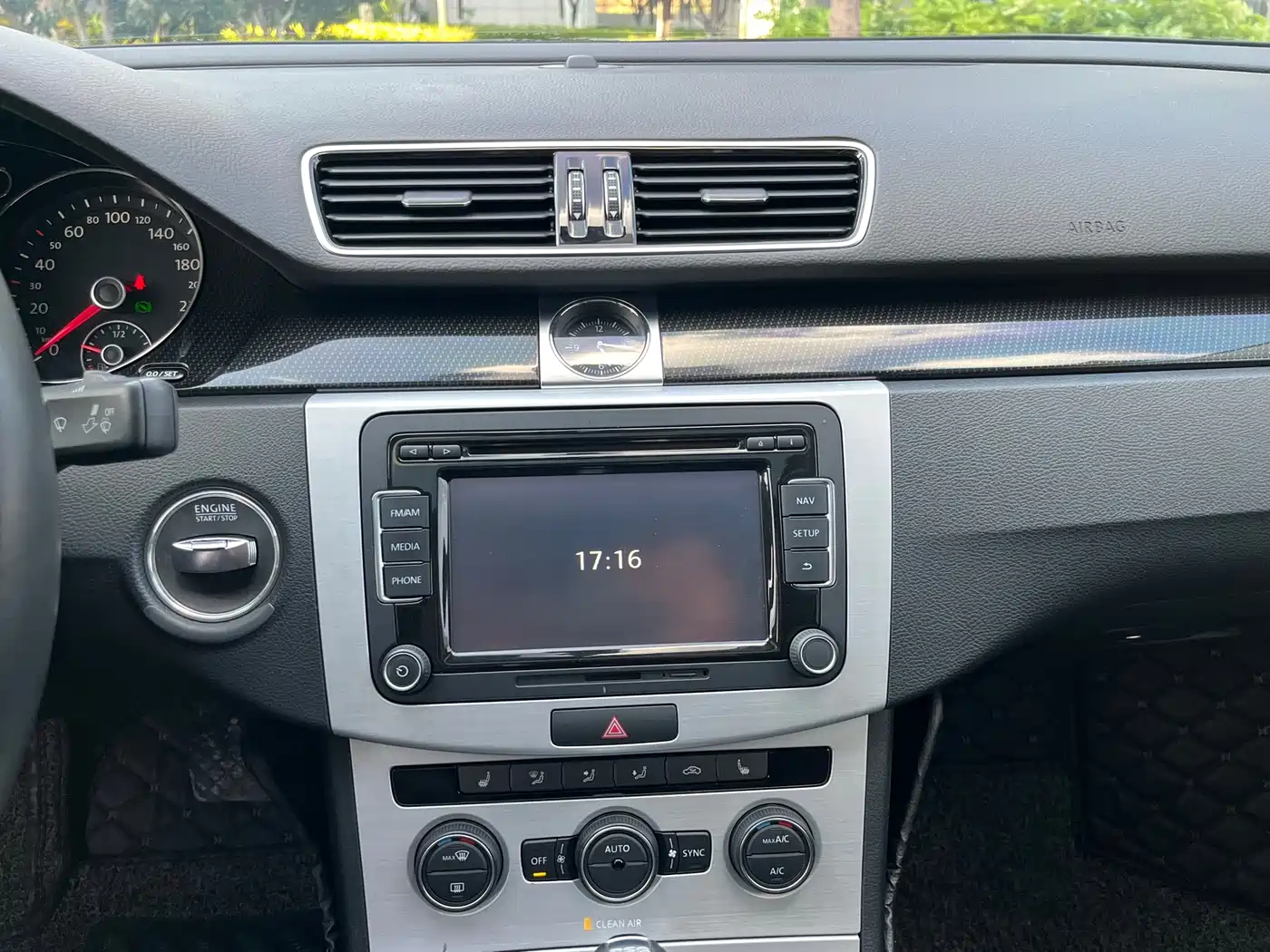 Volkswagen Magotan 2016 1.8TSI Smart Luxury фото 11