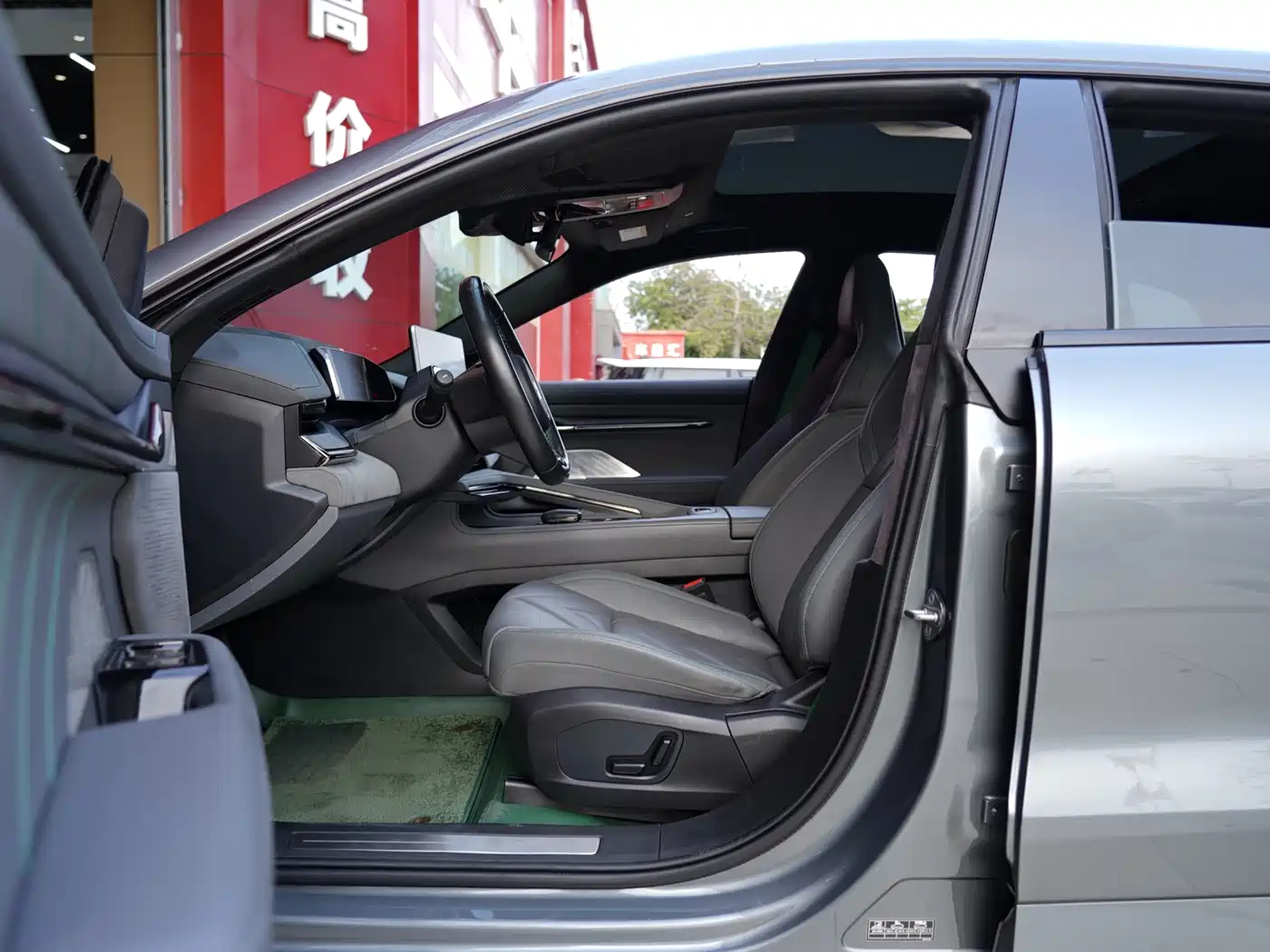 ZEEKR EXTREME KRYPTON 001