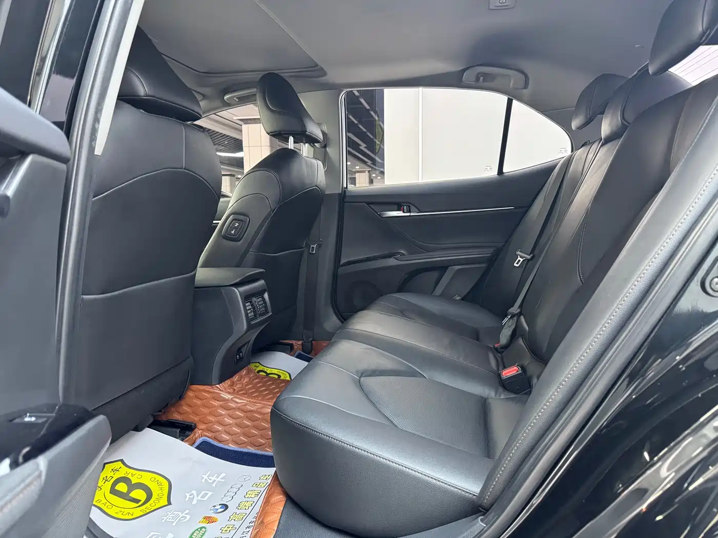 Toyota Camry 2018 2.0G Luxury Edition фото 8