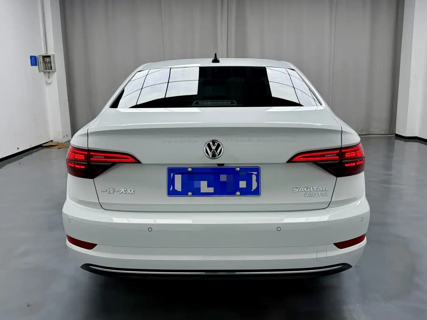 Volkswagen Sagitar 2021 280TSI DSG Surpassing Edition фото 18