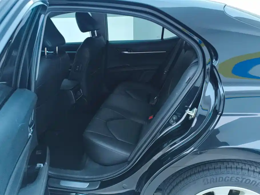 Toyota Camry 2021 2.0G Luxury Edition фото 11