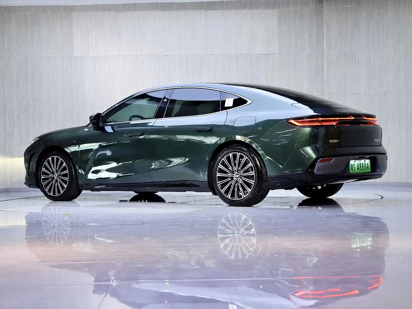 GEELY GALAXY GALAXY SPARKLE 8