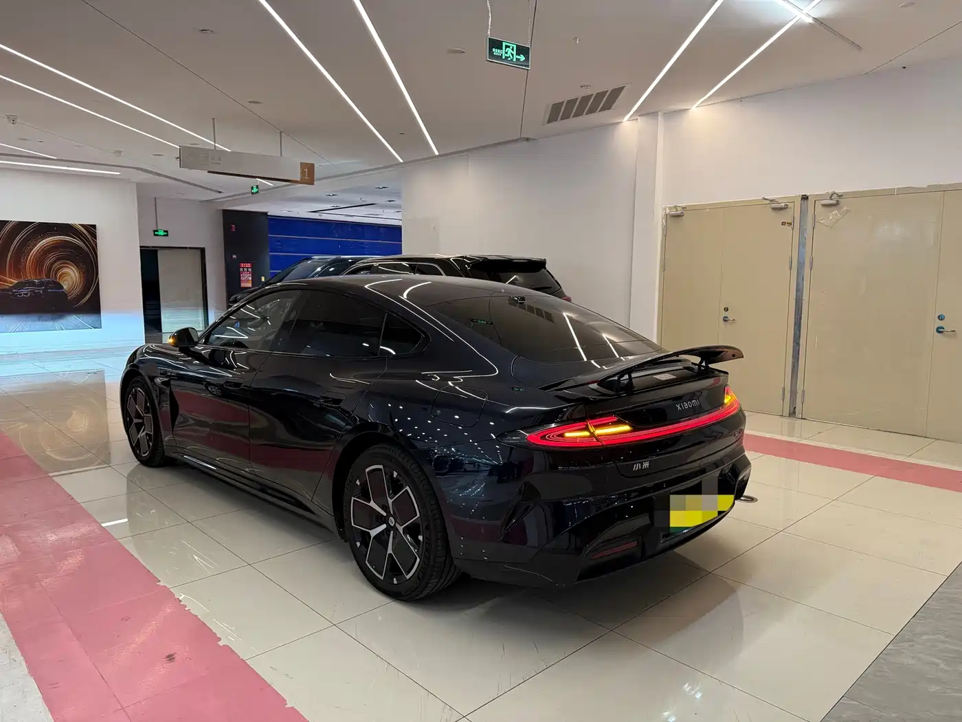 XIAOMI CAR XIAOMI SU7