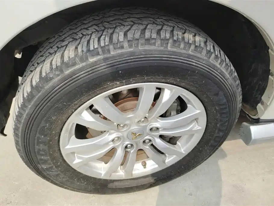 Mitsubishi Pajero 2006 Model 3.8L AT GLS фото 6