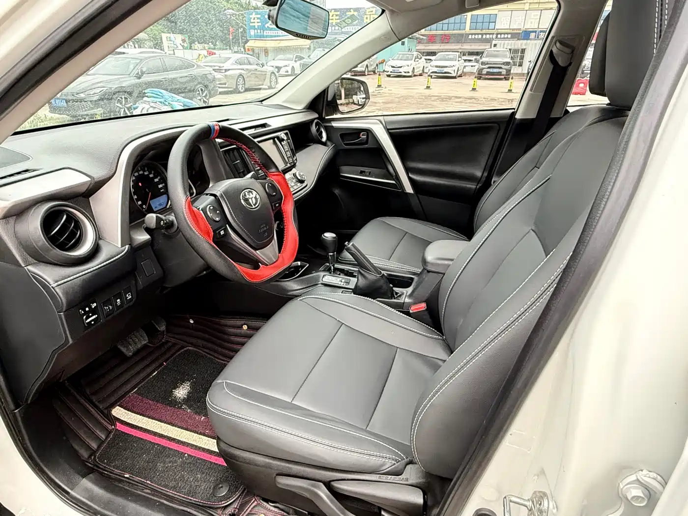 Toyota RAV4 Rongfang 2019 2.0L CVT 2WD Trend Edition China VI фото 4