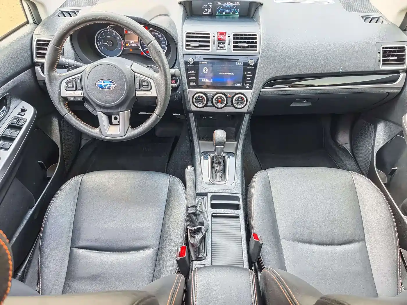 Subaru XV 2017 2.0i Luxury Edition фото 9