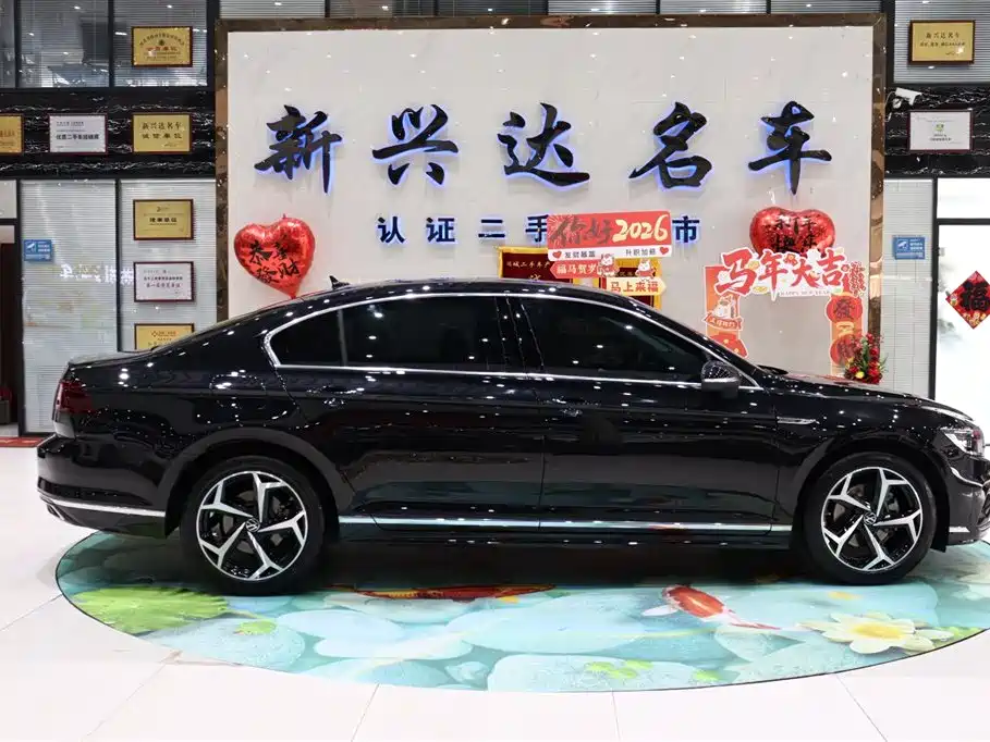 Volkswagen Magotan 2023 Model 2 Million Commemorative Edition 330TSI DSG Luxury фото 4