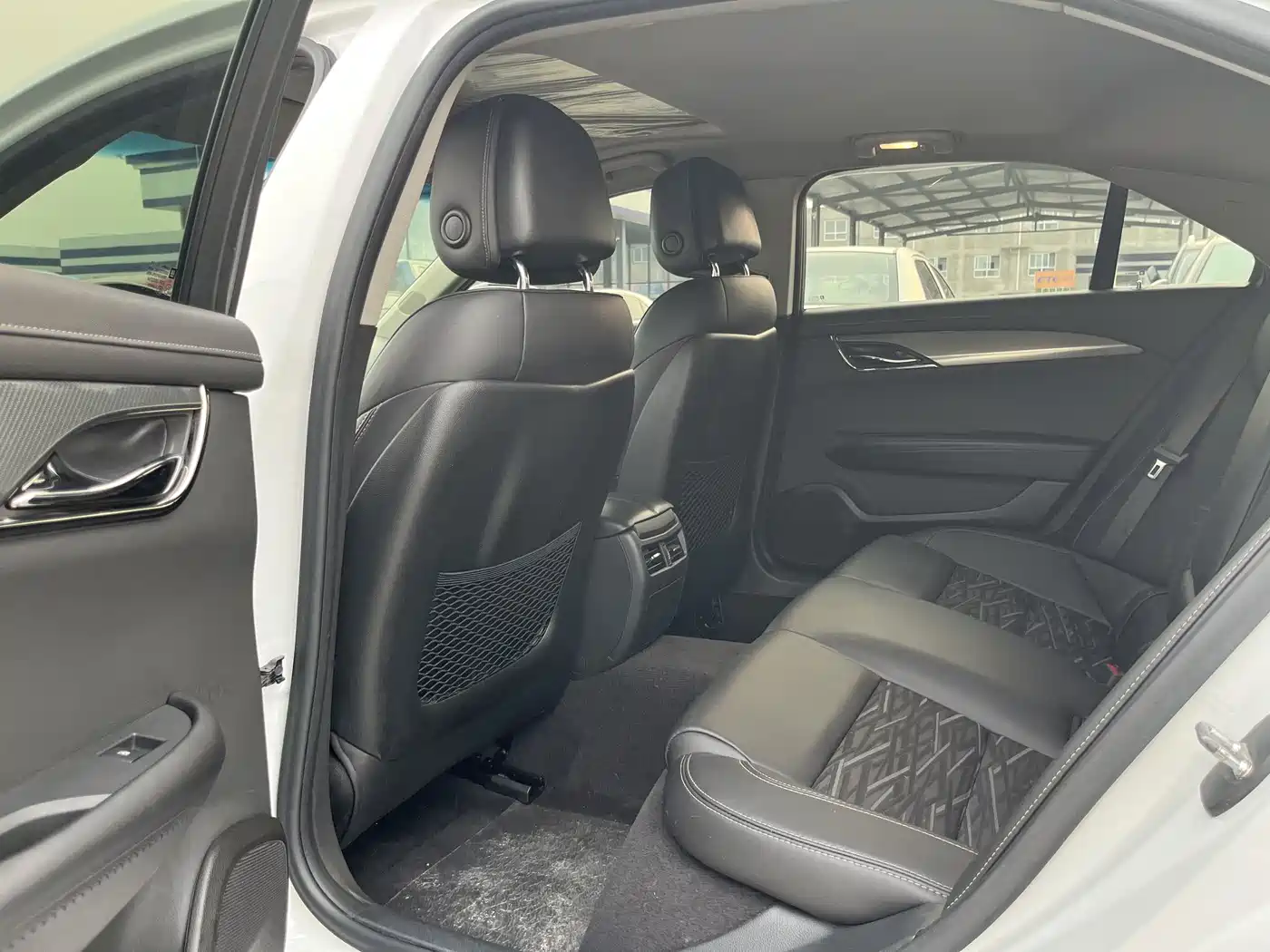 Cadillac ATS-L 2017 28T Technology фото 9