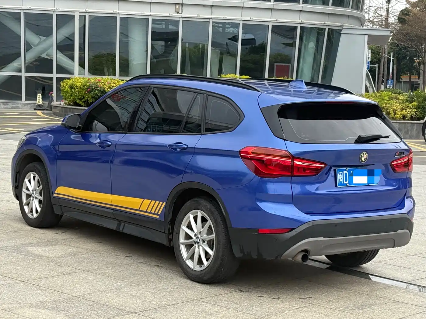 BMW X1 2016 sDrive18Li Fashion Model фото 6