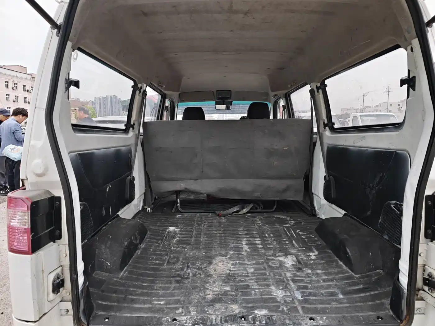 SRM XINYUAN NEW ENERGY LITTLE SEA LION EV