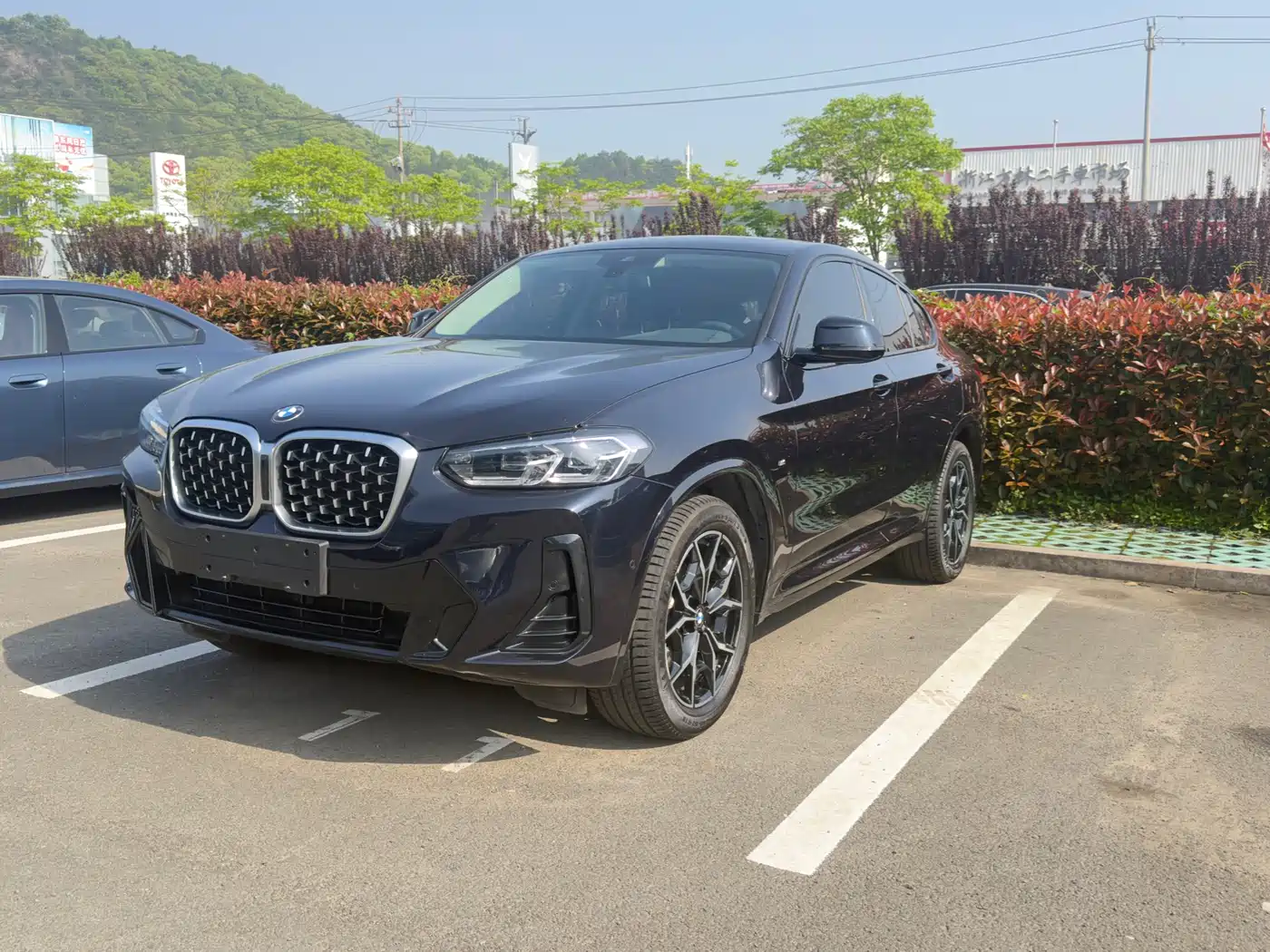 BMW X4 2022 xDrive 25i M Sport Package фото 10