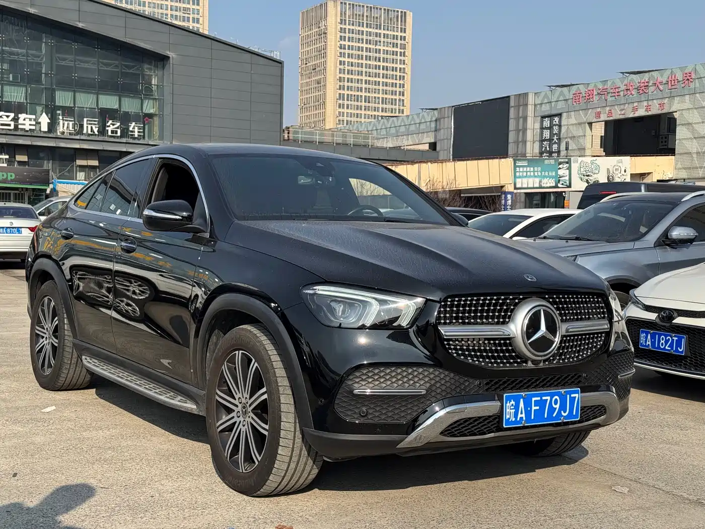 Mercedes-Benz GLE Coupe 2022 GLE 450 4MATIC Coupe SUV Fashion фото 3