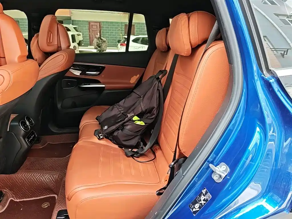 Mercedes-Benz GLC 2023 GLC 260 L 4MATIC Dynamic 7-Seater фото 17