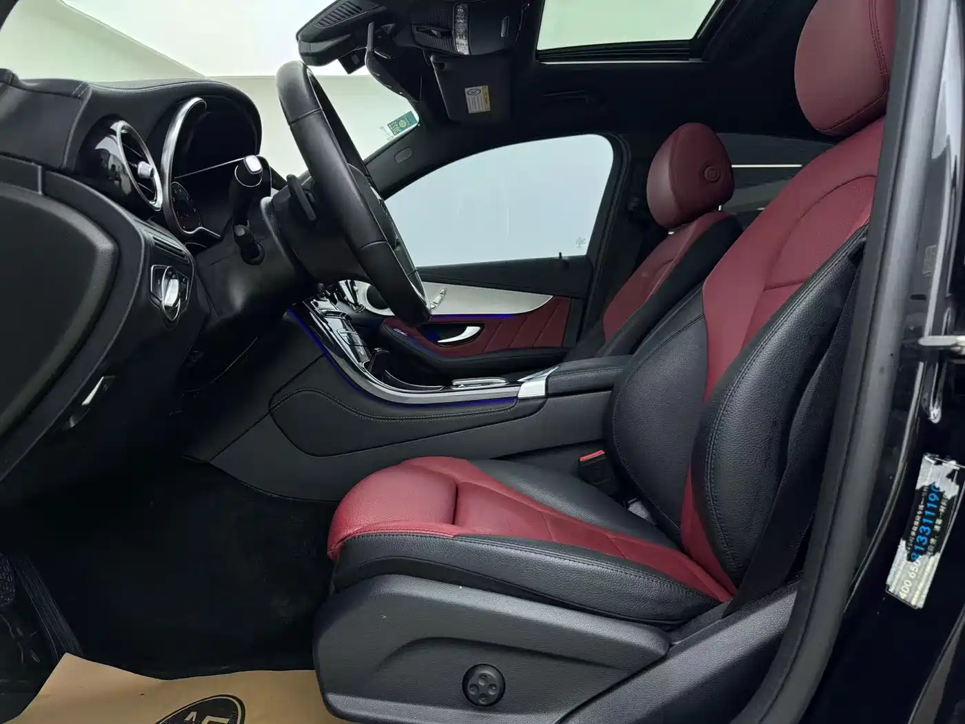 Mercedes-Benz GLC Coupe 2020 GLC 260 4MATIC Coupe SUV фото 4