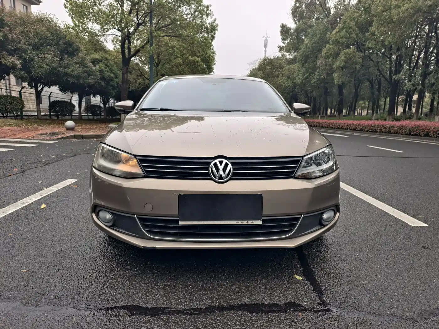 Volkswagen Sagitar 2012 Model 1.6L Manual Fashion фото 2