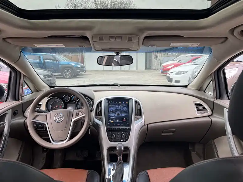Buick Excelle 2013 GT 1.6L Automatic Fashion Edition фото 6