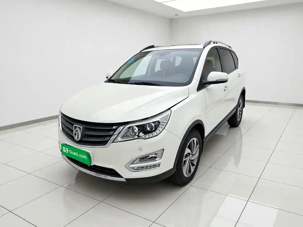 Baojun 560 2015 2015 1.8L Manual Luxury