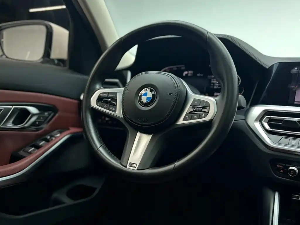 BMW 3 Series 2022 Facelift 320Li M Sport Package фото 21