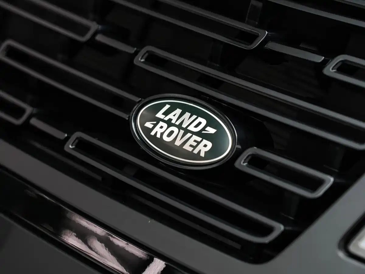 Land Rover Range Rover 2023 3.0 L6 400PS Genesis Extended Version фото 2