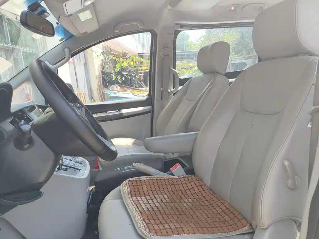 JAC Refine M5 2015 2013 2.0T Petrol Automatic Official Edition