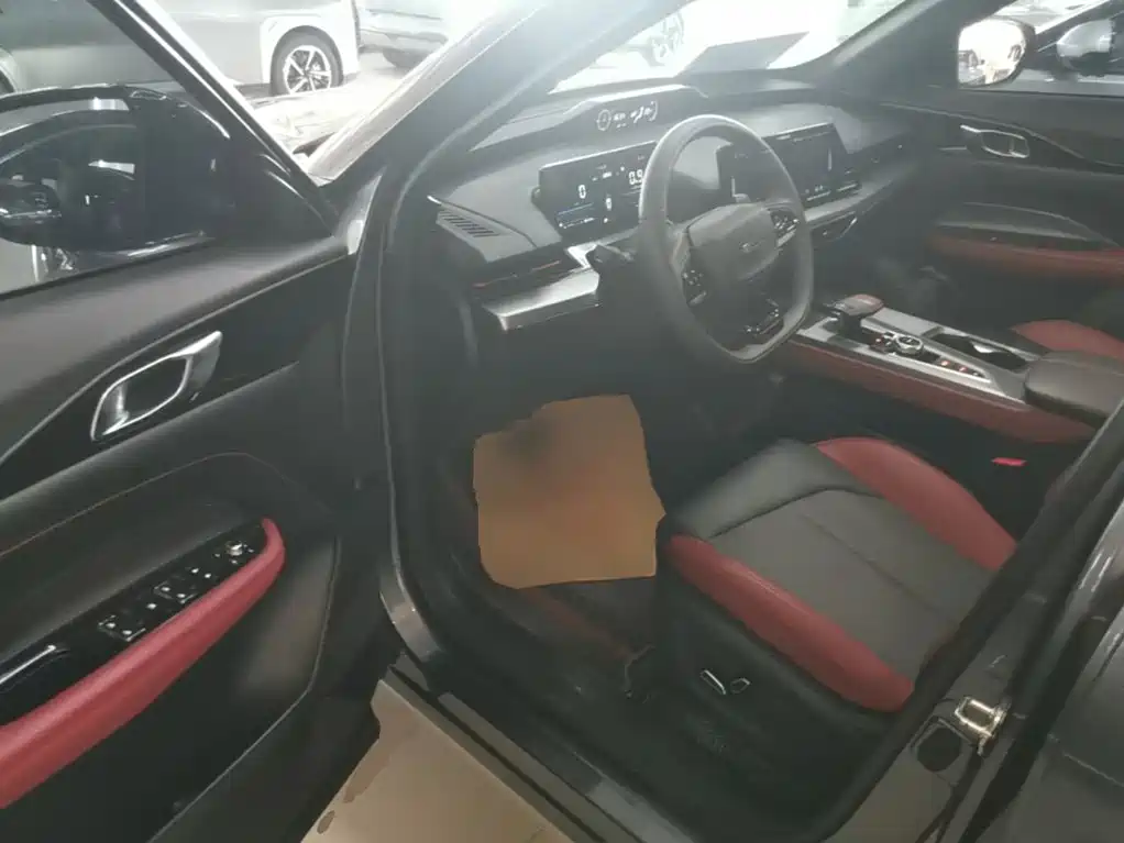 Changan Oshan Z6 2024 2023 Blue Whale 1.5T DCT Smart Cool Edition