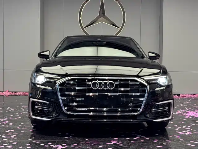 Audi A6L 40 TFSI, Люкс Драйв