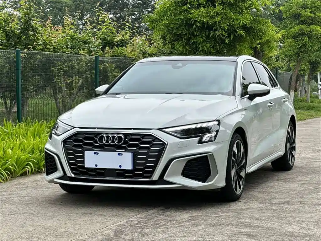Audi A3 2024 Model Sportback 35 TFSI Fashion Sport