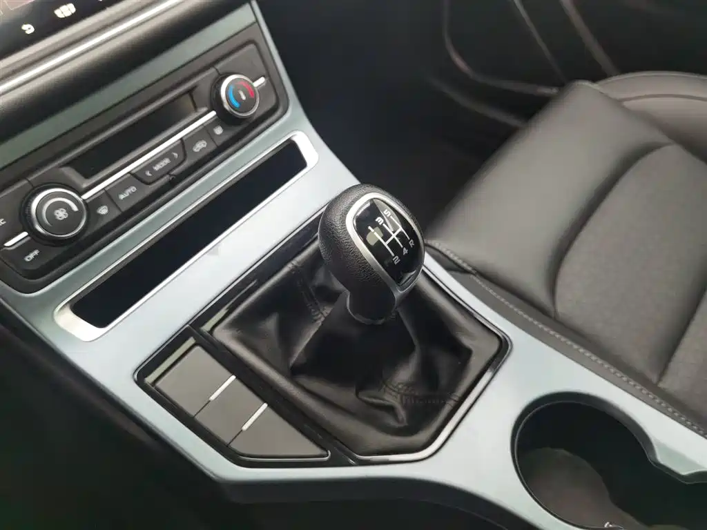 GEELY AUTOMOBILE EMGRAND