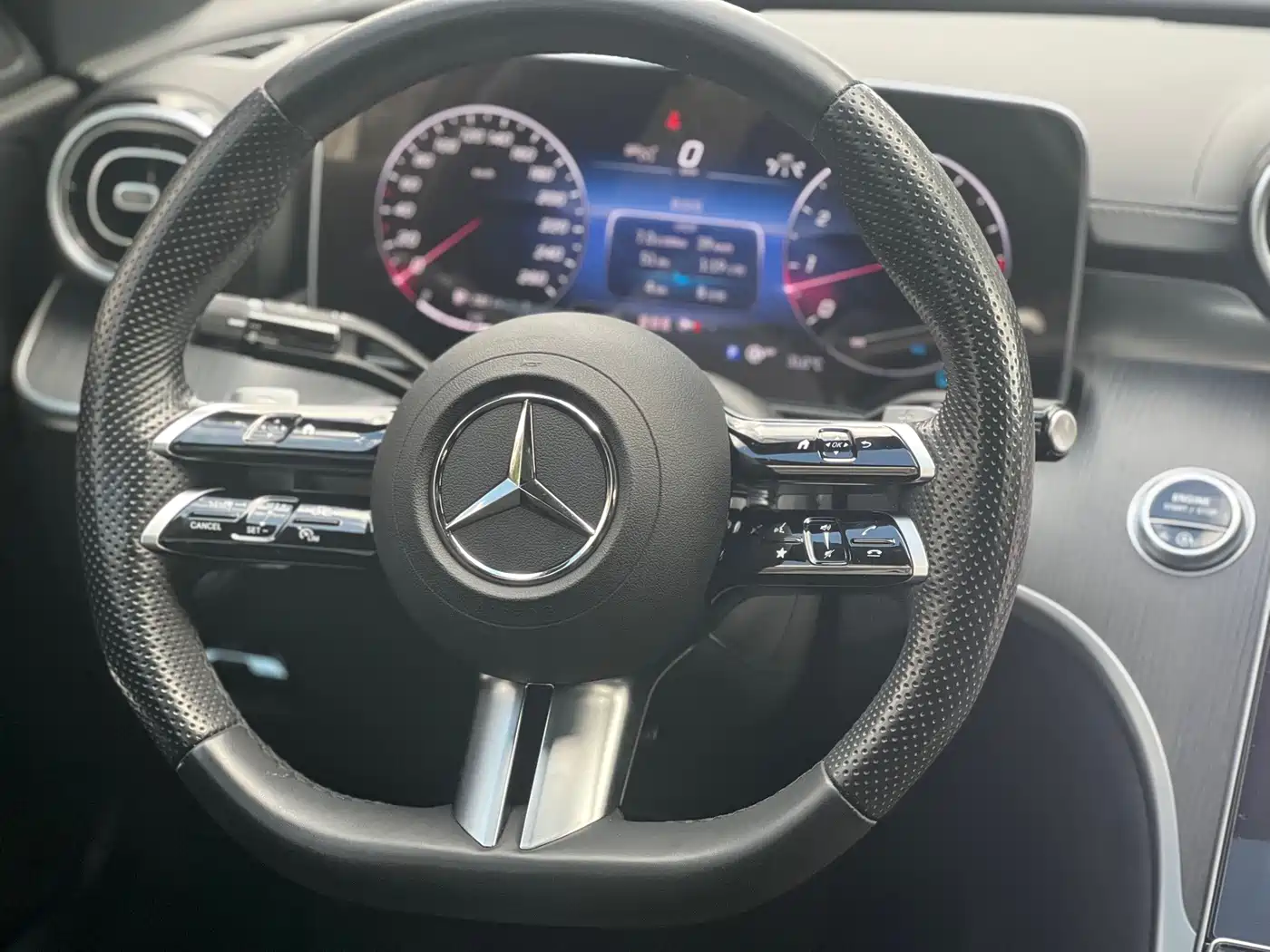 Mercedes-Benz C-Class, миниатюра 13