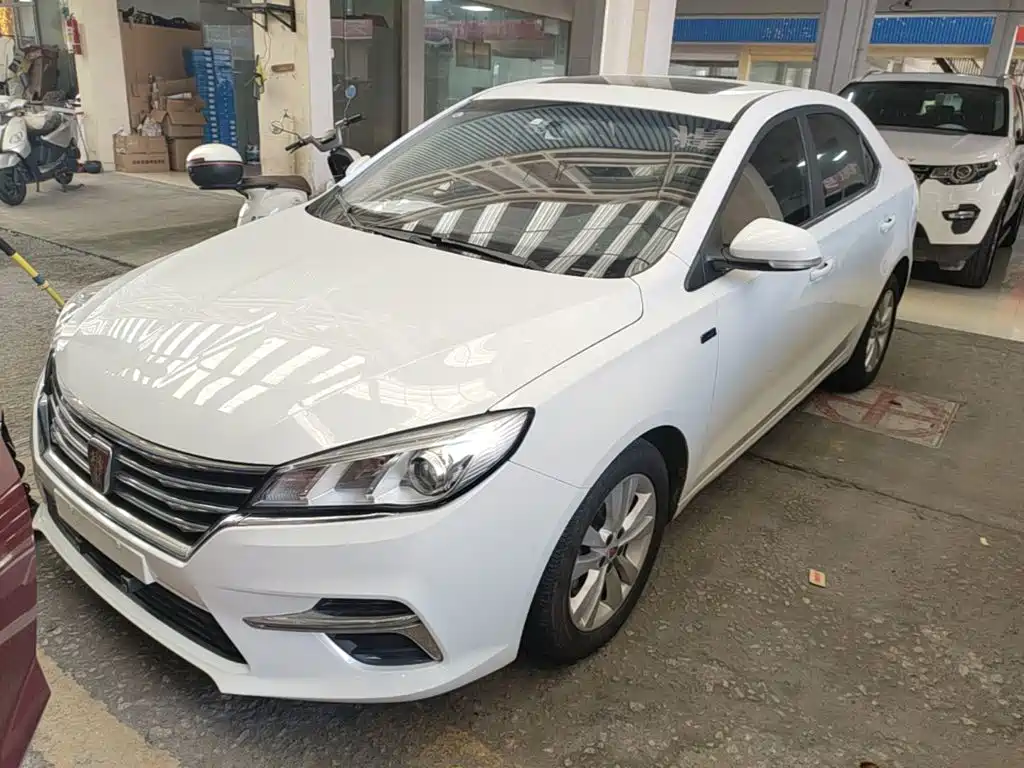 Photo 1 - Roewe 360