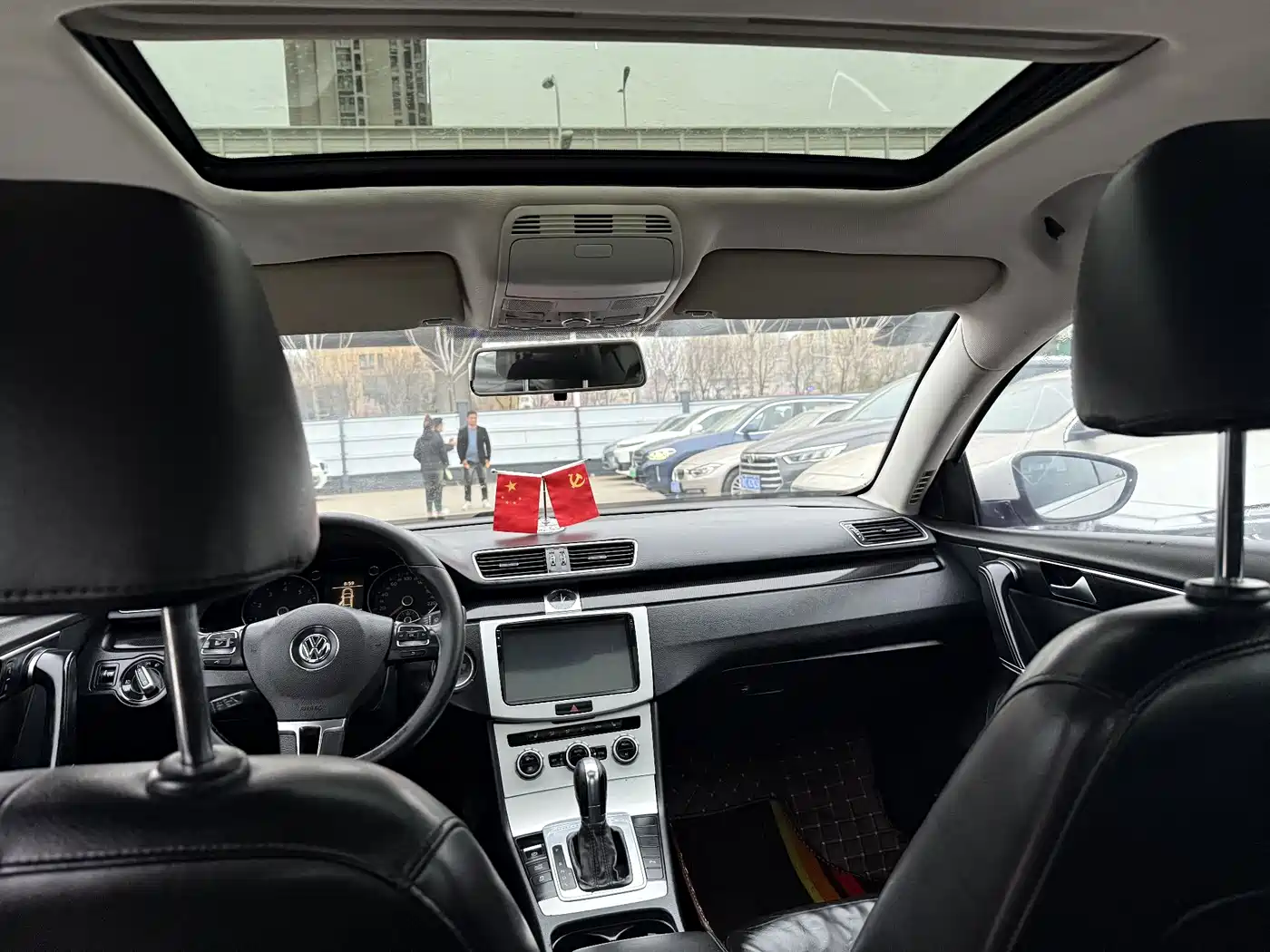 Volkswagen Magotan 2012 1.8TSI Luxury фото 3