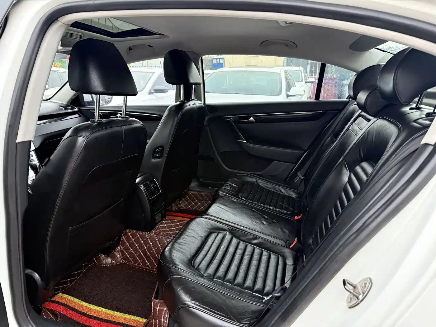 Volkswagen Magotan 2012 1.8TSI Luxury фото 7