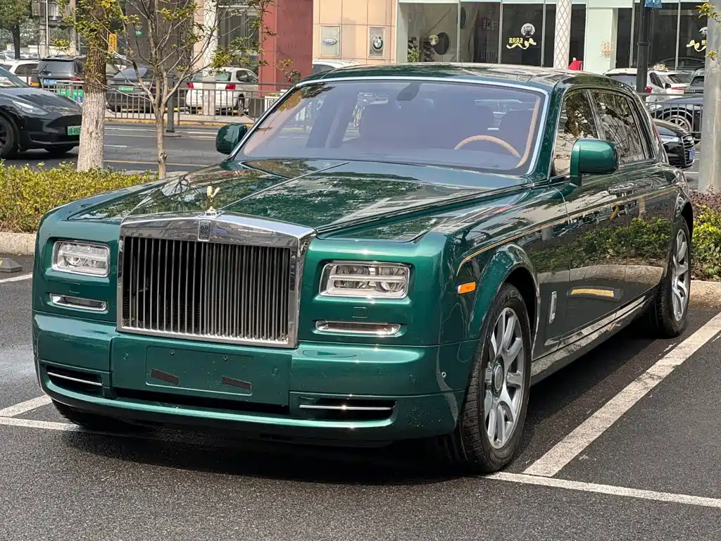 Rolls-Royce Phantom 2014 2013 6.7L Extended Wheelbase (EWB)